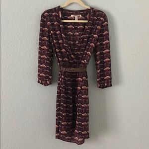 Hi low pattern dress with belt